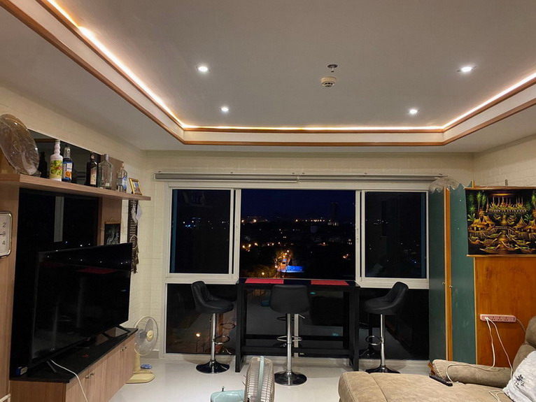 Lovely Sea View Condo for Sale Na Jomtien, Pattaya