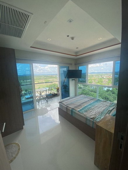 Lovely Sea View Condo for Sale Na Jomtien, Pattaya