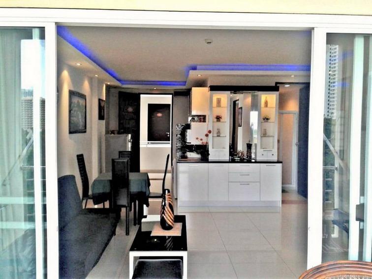 2 Bedrooms Condo for Rent in Wongamat Beach, Pattaya