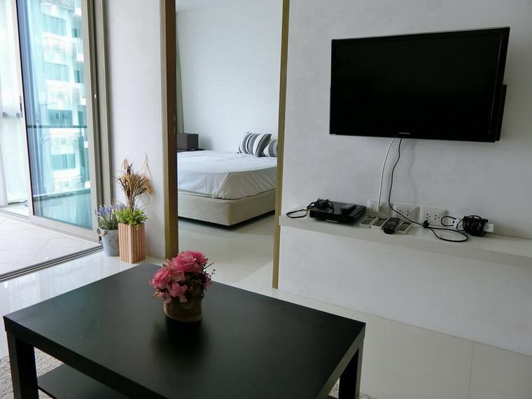 2 Beds Condo for Sale in Wong Amat Beach, Pattaya