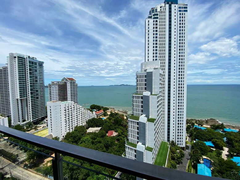 Sea View 2 Bedrooms For Rent Wong Amat Beach Pattaya