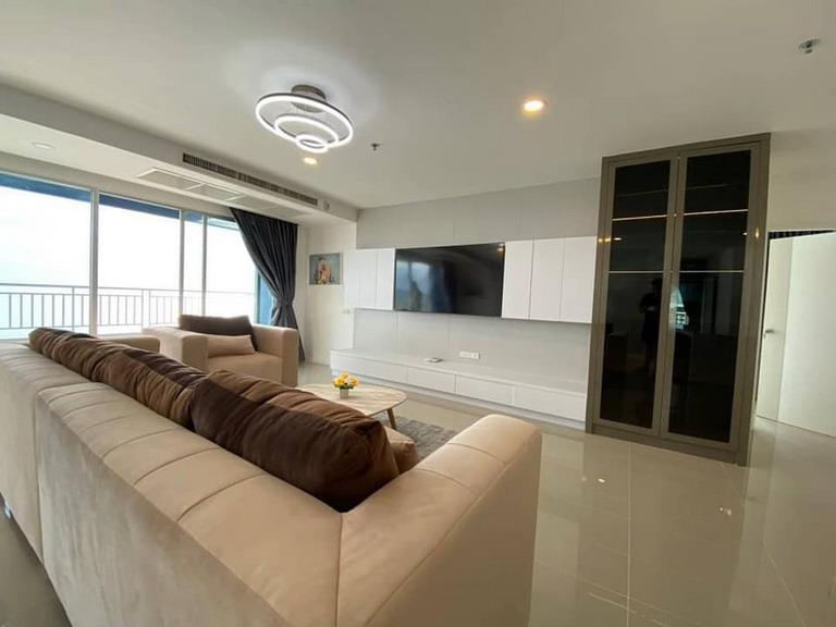 3 Bedrooms Condo for Rent Jomtien Beach Road