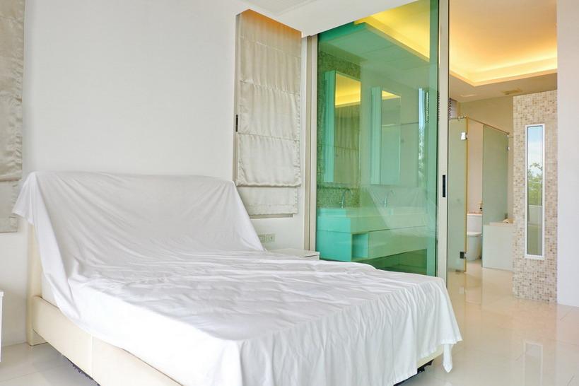 Beachfront 3 Bedrooms Condo for Rent Wong Amat Beach Pattaya