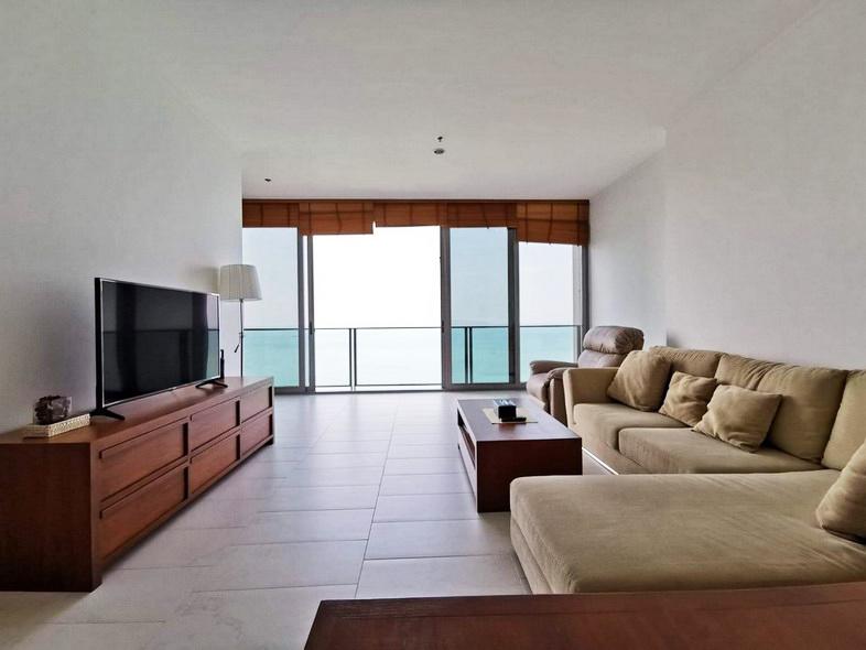 Beachfront Condominium for Rent in Northpoint Condo