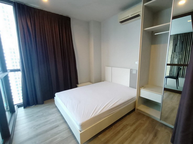 3 Bedrooms Condo for Rent in Wong Amat Beach, Pattaya