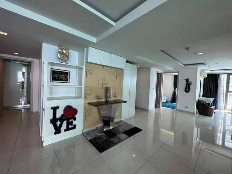 Sea View 3 Bedrooms Condo for rent in Wongamat Beach, Pattaya