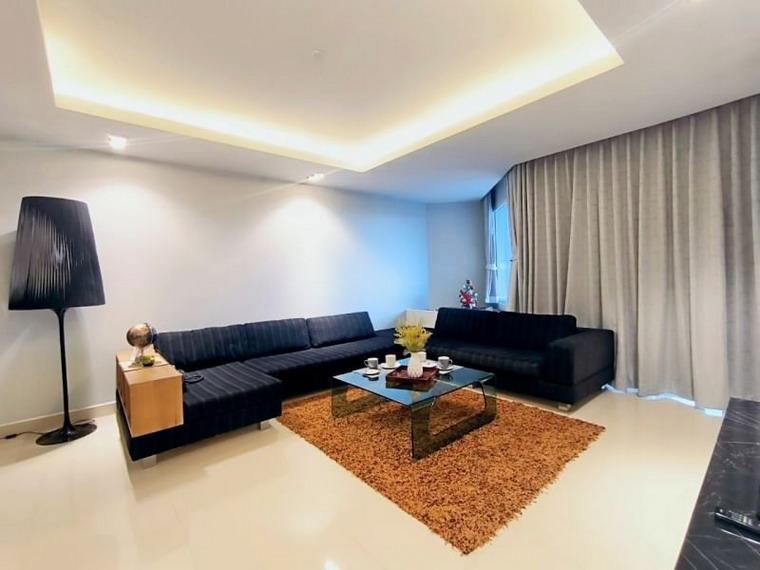 Spacious Sea View condo for Sale or Rent at Na Jomtien