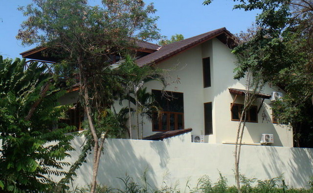 Representative Villa on Pratamnak Hill