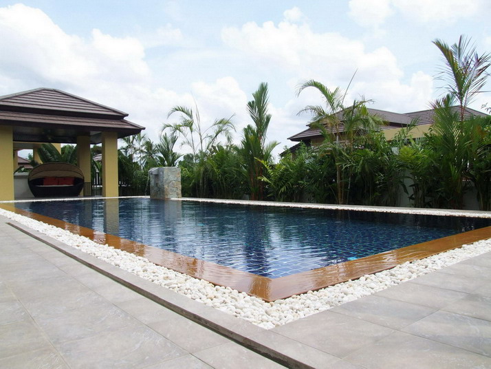 Single House for Sale and Rent in Bang Saray, Sattahip