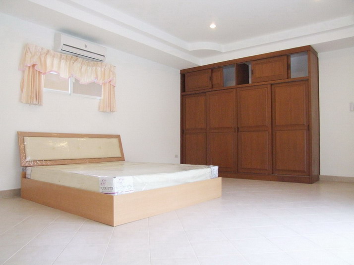 East Pattaya House for sale and Rent
