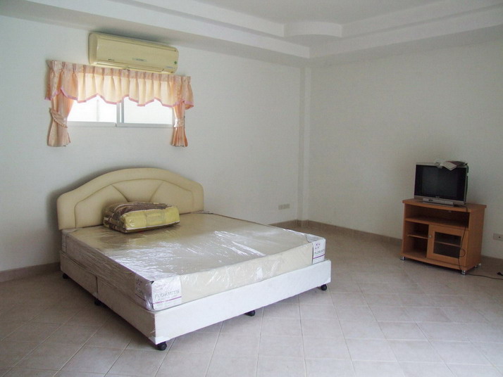 East Pattaya House for sale and Rent