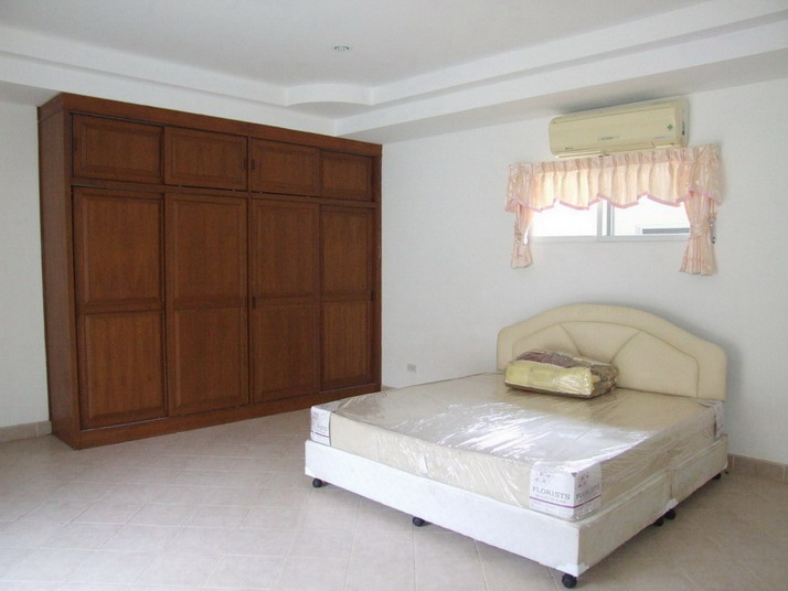 East Pattaya House for sale and Rent