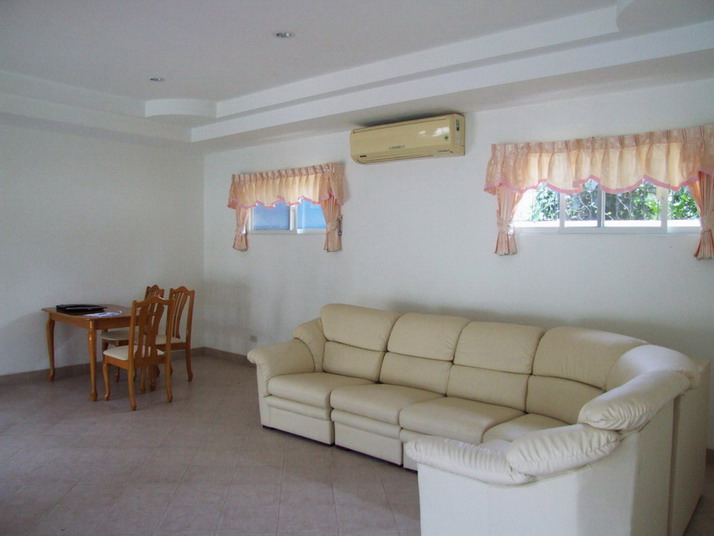 East Pattaya House for sale and Rent