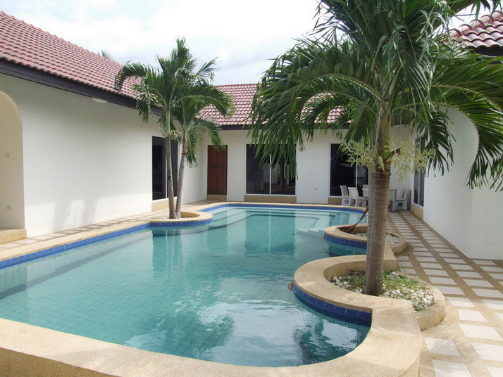 East Pattaya House for sale and Rent