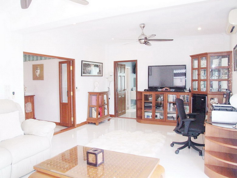 In City Single Storey House for Sale