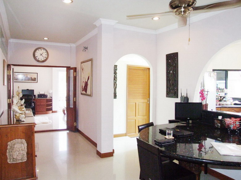 In City Single Storey House for Sale