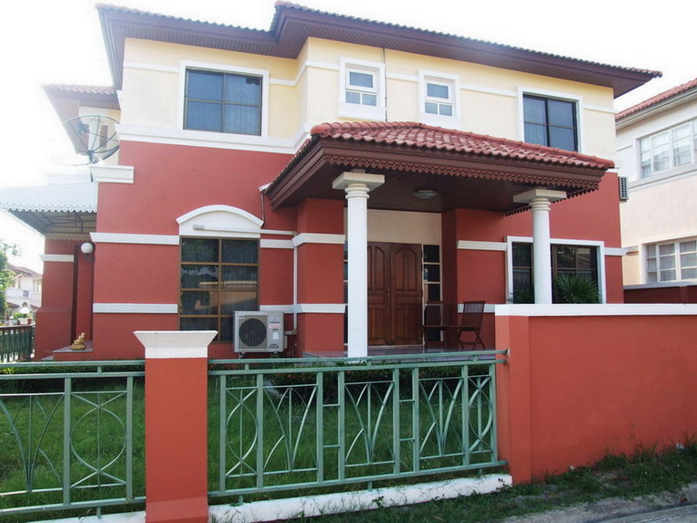 2-Storey House for Sale or Rent on Central Pattaya East side