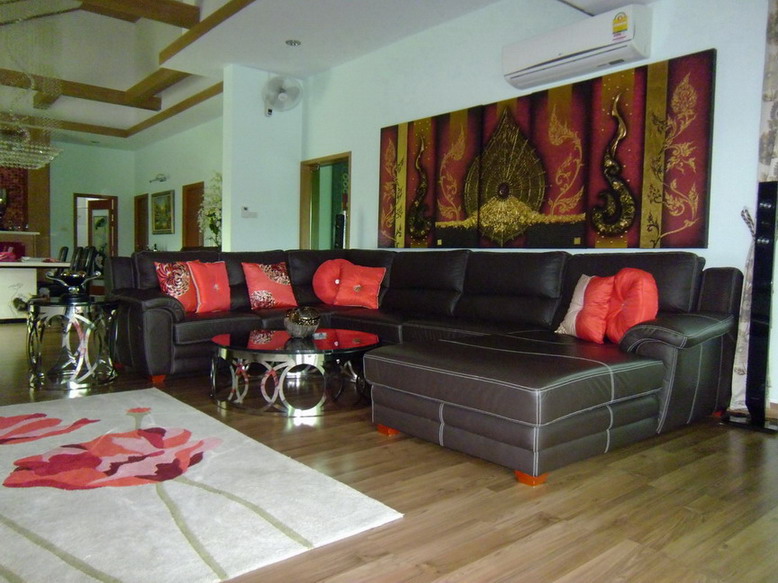 Luxury House for sale in Baan Amphore