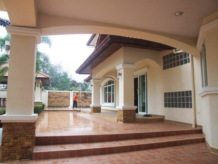 Big House 2 Storey for Sale and Rent