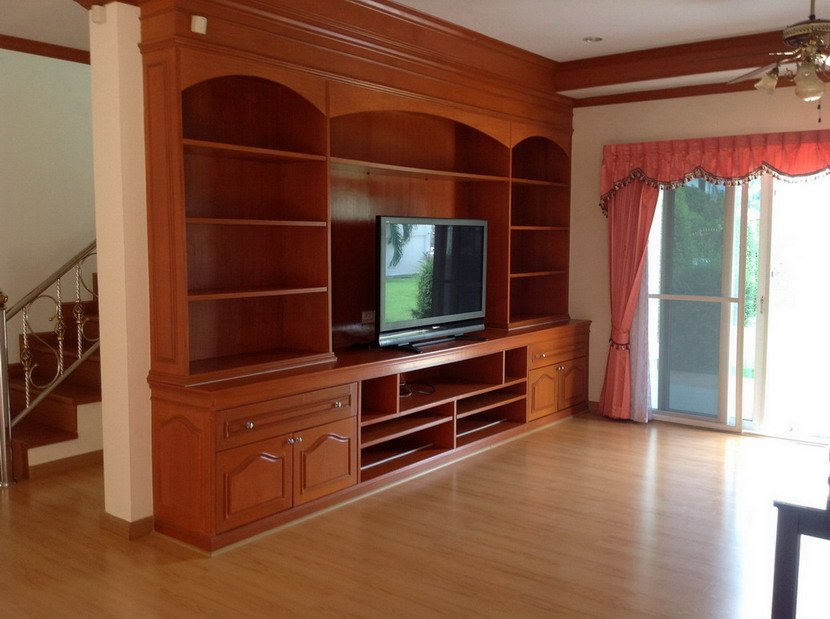 Nice 2 Storey House Sale and Rent in East Pattaya