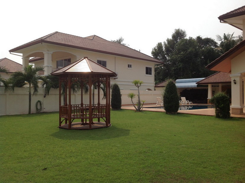 Nice 2 Storey House Sale and Rent in East Pattaya