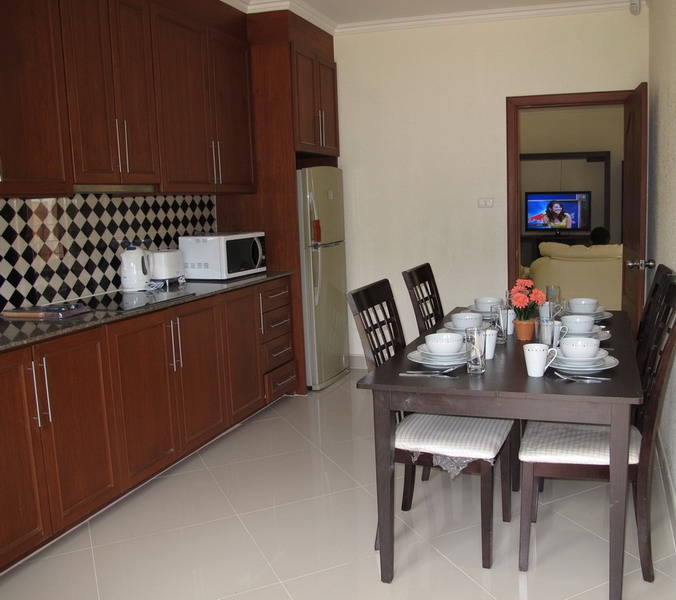 2 Bed House With Private Pool for Rent