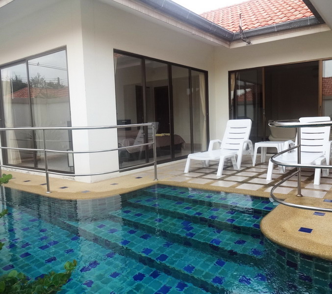 House With Private Pool for Rent