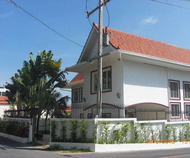 5 Bed House for Sale or Rent on Pratamnak