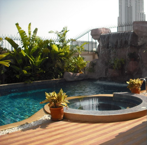 4 Bedrooms Jomtien House With Private Pool for Rent