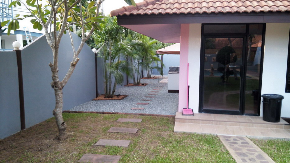 Private Pool House for Rent in East Pattaya