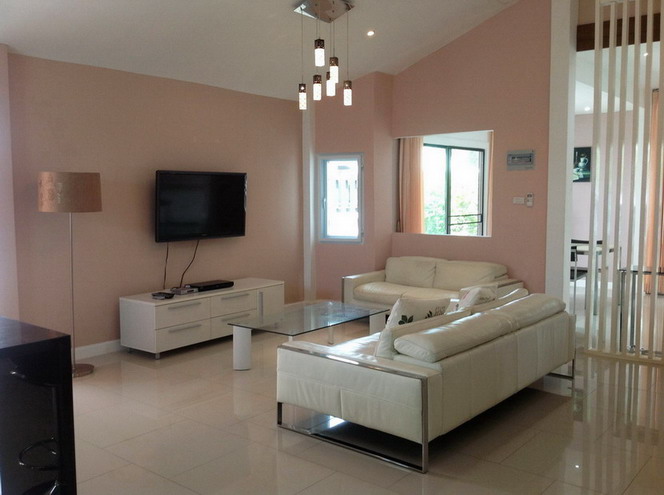 Luxury House For Rent in East Pattaya