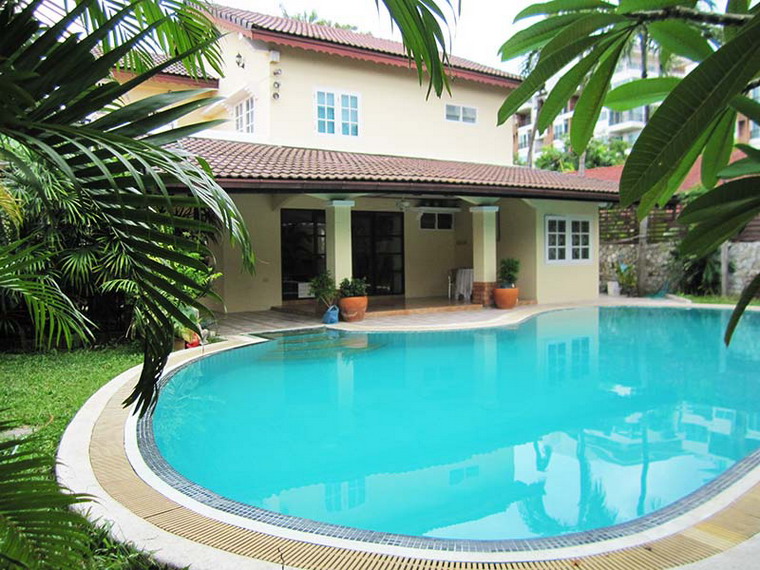 Private House With Pool for Rent