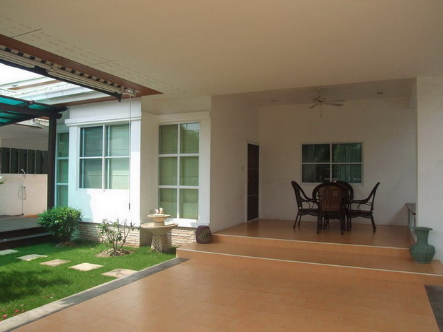 East Pattaya 2 Storey House for Rent