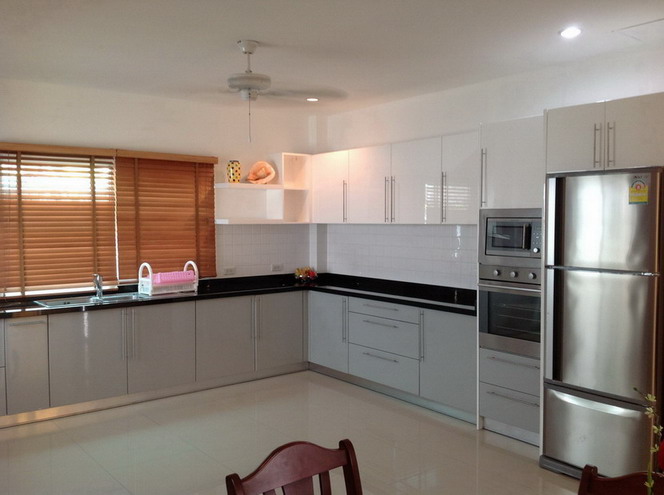 East Pattaya 2 Storey House for Rent