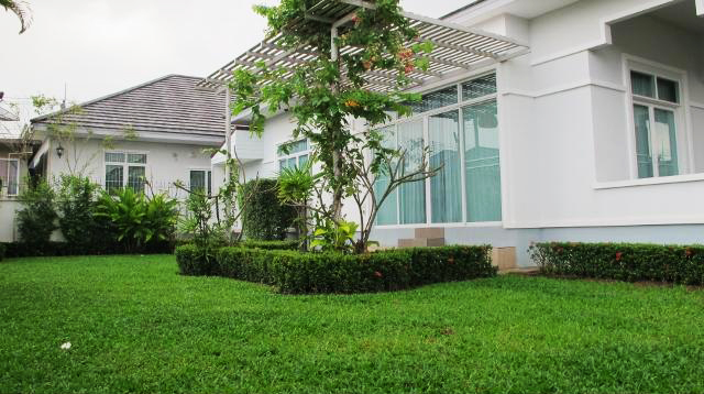 House For Rent in Bang Saray