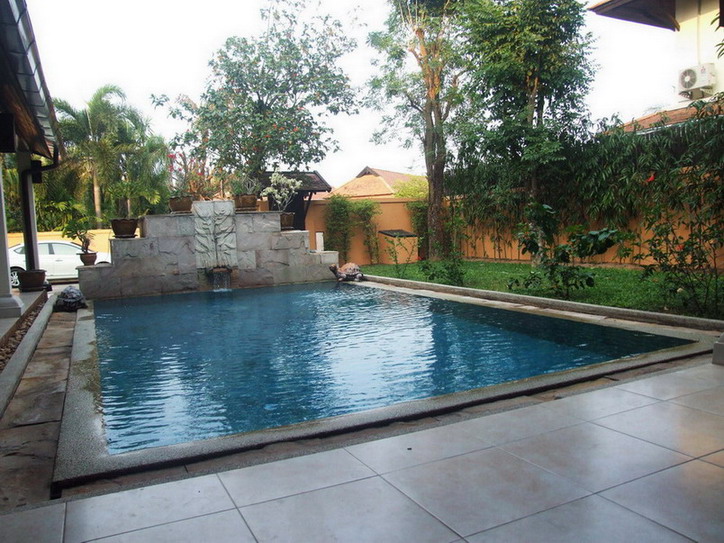 2 Storey Private Pool House for Rent