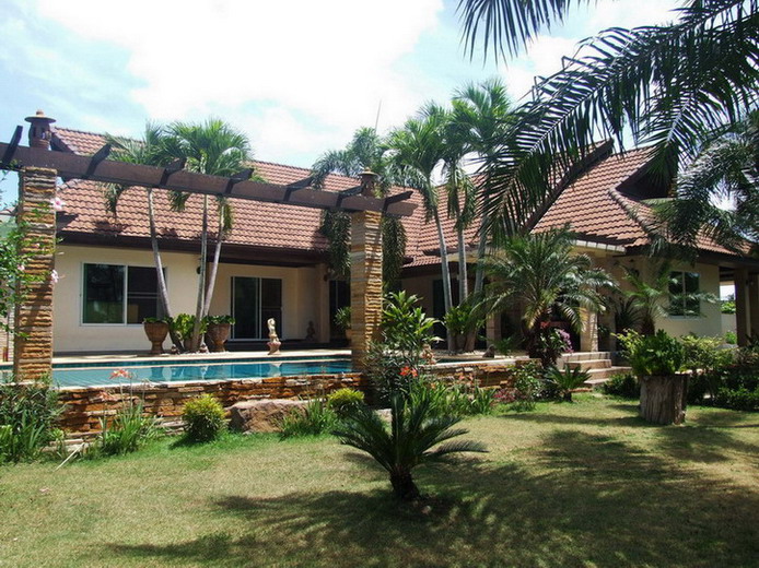 Executive East Pattaya Home for Sale, East Pattaya