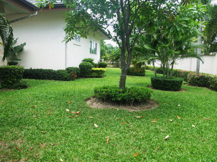 Big Land and House For Rent in East Pattaya