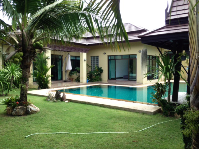 Detached House For Rent in Bangsare
