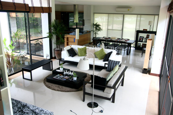 Luxury House For Sale and Rent in East Pattaya