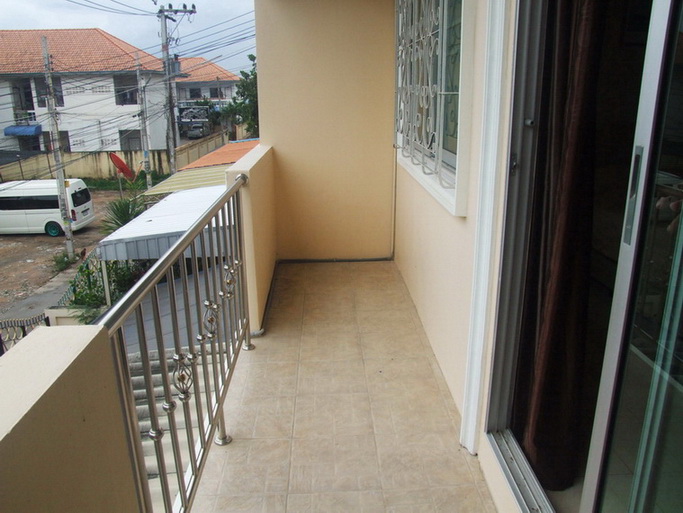 2 Storey Townhouse for Sale in Pattaya