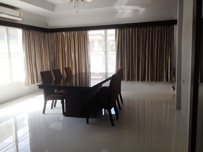 4-BEDROOMS House for Rent in Huay Yai Pattaya Chonburi