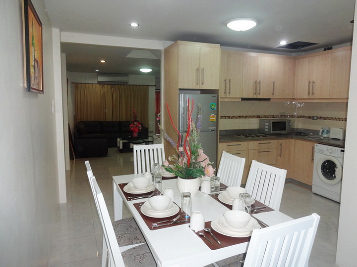 4 Bedrooms Pratumnak Hill House for Rent