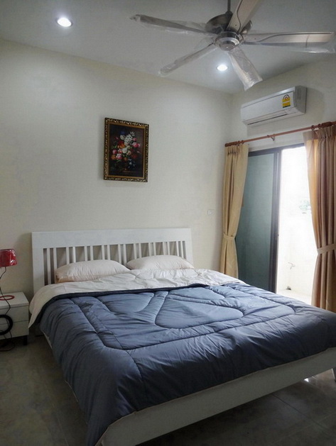 4 Bedrooms Pratumnak Hill House for Rent