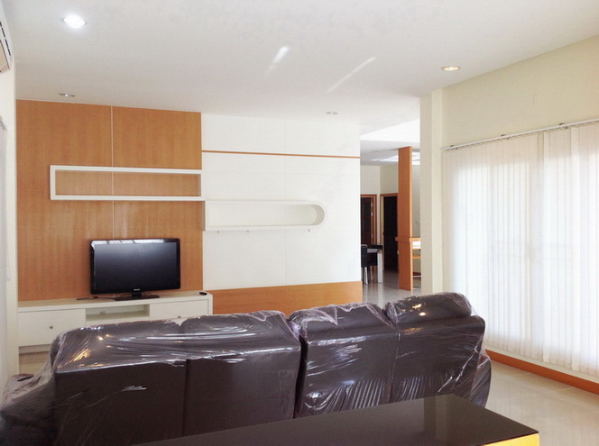 Modern House For Rent in East Pattaya