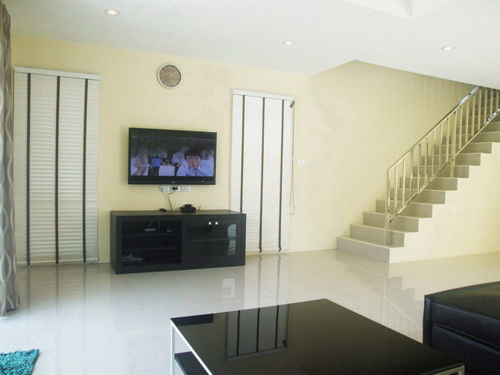 New 2 Storey House for Rent in Jomtien