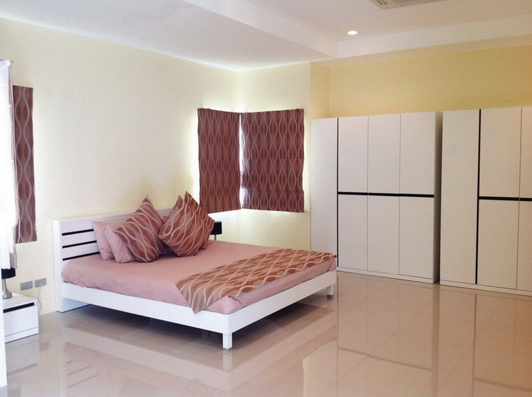 New 2 Storey House for Rent in Jomtien