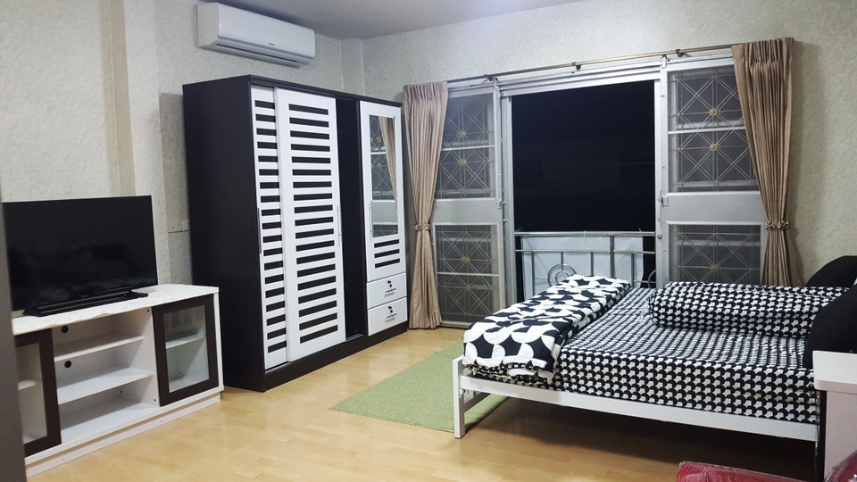 4 Bedrooms House for Rent in Pattaya City