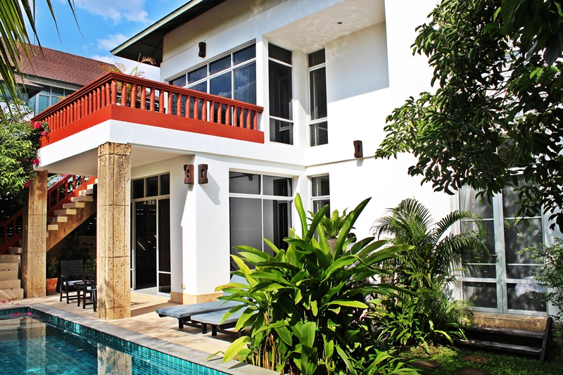 2 Storey House for Sale and Rent in Jomtien Pattaya Thailand