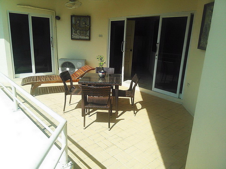 4 Bedrooms Pool Villa for Rent in South Pattaya